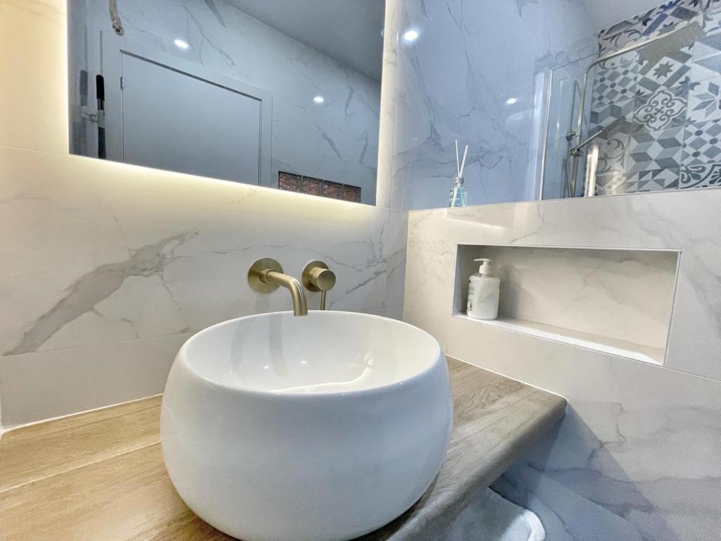 Luna Ensuites Centro Malaga Luaran gambar